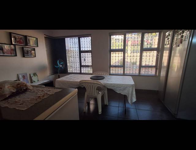 4 BEDROOM FREESTANDING FOR SALE IN MITCHELL VILLAGE